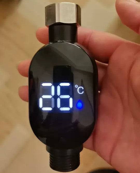 Termometru digital cu LED – se potrivește la orice robinet, duș sau filet
